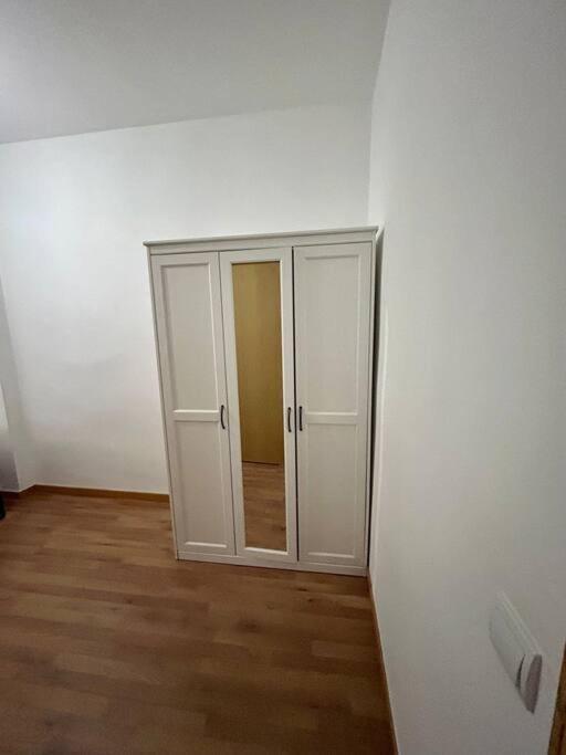 Atocha Ferrocarril 5 Appartement Madrid Buitenkant foto